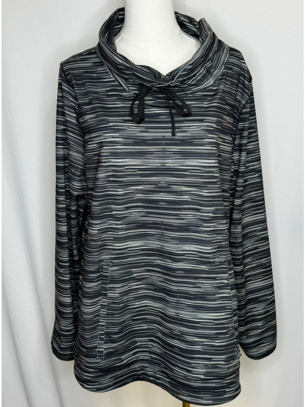 T By Talbots XL Womens Black White Striped Pullover Drawstring Cowl Neck  UPF 50